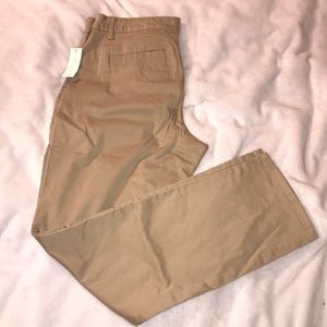 Gloria Vanderbilt Khaki Unltd size 12 stretch